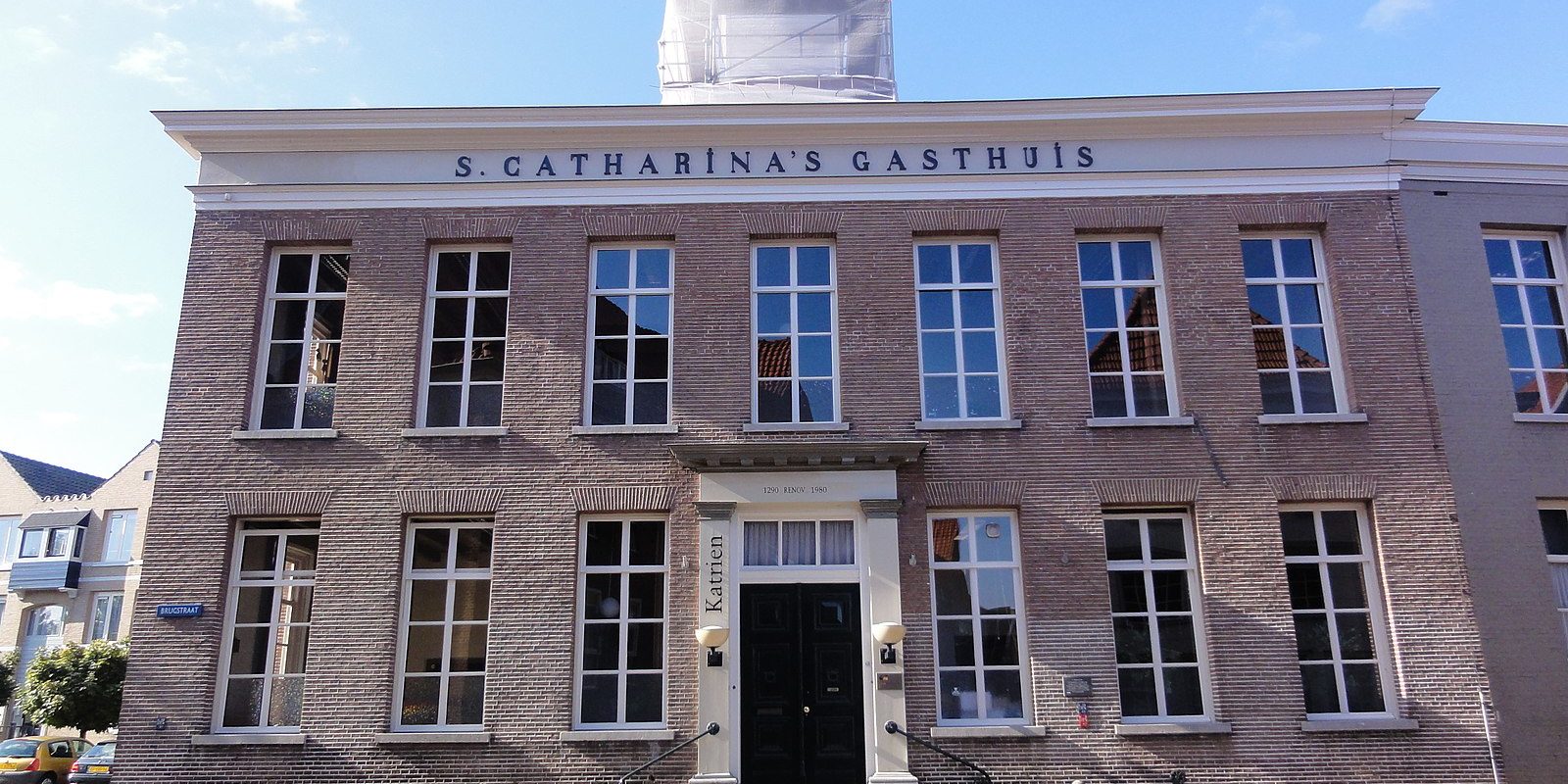 Grave_Rijksmonument_17216_Brugstraat_13 Sint Catharina Gasthuis