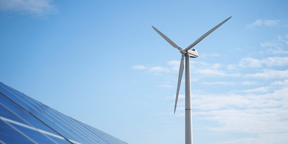 solar-pannels-wind-power-plant-arrangement